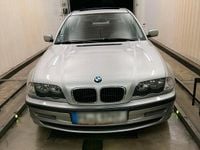 Gebraucht BMW 318 118 PS (86 kW) 1998 Silber Limousine
