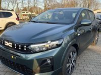 Neu Dacia Sandero Expression 101 PS (74 kW) 2026 Grün Limousine