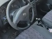 Usata Opel Astra 126 CV (92 kW) 2002 Argento Coupé