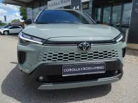 Neu Toyota Corolla Cross 140 PS (102 kW) 2026 Urban khaki SUV