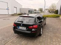 Gebraucht BMW 520 190 PS (139 kW) 2013 Schwarz Kombi