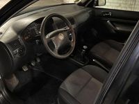 Gebraucht VW Golf IV 75 PS (55 kW) 2003 Schwarz Kleinwagen
