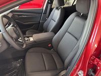 Neu Mazda 3 140 PS (102 kW) 2025 Rot Limousine
