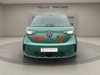 Gebraucht VW ID. Buzz Pro 210 kW (286 PS) 2024 Bay leaf green (metallic) Van / Kleinbus