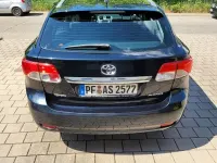 Gebraucht Toyota Avensis 124 PS (91 kW) 2013 Blau Kombi