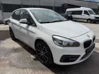 Gebraucht BMW 218 Sport Line 136 PS (100 kW) 2015 Alpinweiss iii Van / Kleinbus
