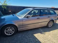 Gebraucht BMW 320 115 PS (84 kW) 2008 Silber Kombi