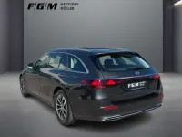Używany Mercedes E220 Advanced 197 KM (144 kW) 2025 Szary Kombi