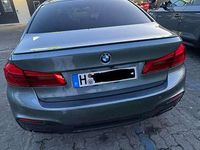 Gebraucht BMW M550 400 PS (294 kW) 2019 Blau Limousine