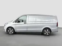 Gebraucht Mercedes Vito 237 PS (174 kW) 2026 Silber Van