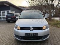 Gebraucht VW Touran Comfortline 140 PS (102 kW) 2013 Silber Van / Kleinbus