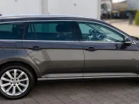 Używany VW Passat Highline 150 KM (110 kW) 2018 Szary Kombi
