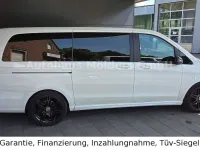 Gebraucht Mercedes V300 AMG 237 PS (174 kW) 2023 Bergkristallweiß Van / Kleinbus