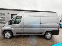 Gebraucht Peugeot Boxer 165 PS (121 kW) 2020 Silber Van