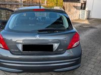 Gebraucht Peugeot 207 Forever 95 PS (69 kW) 2012 Grau Limousine