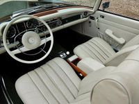 Gebraucht Mercedes SL280 1970 Grün Cabrio