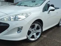 Gebraucht Peugeot 308 CC Platinum 156 PS (114 kW) 2010 Weiß Cabrio