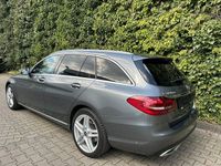 Gebraucht Mercedes C300e 194 PS (142 kW) 2021 Grau Limousine