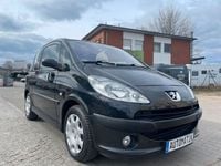 Gebraucht Peugeot 1007 Premium 73 PS (53 kW) 2007 Farbe schwarz obsidien Van / Kleinbus