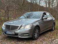 Second-hand Mercedes E200 184 CP (135 kW) 2010 Gri Berlinǎ