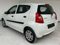 Gebraucht Suzuki Alto 68 PS (50 kW) 2015 Weiß Kleinwagen