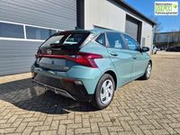 Neu Hyundai i20 90 PS (66 kW) 2026 Mangrove green Kleinwagen