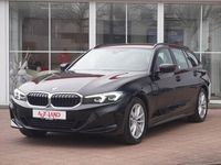 Gebraucht BMW 318 156 PS (114 kW) 2023 Schwarz Limousine