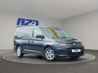 Gebraucht VW Caddy Maxi Life 122 PS (89 kW) 2025 Starlight blue metallic Van / Kleinbus