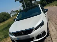 Gebraucht Peugeot 308 GT 130 PS (95 kW) 2021 Weiß Kleinwagen