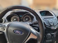 Gebraucht Ford Fiesta Titanium 101 PS (74 kW) 2015 Schwarz Limousine