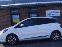 Gebraucht Toyota Yaris Hybrid Club 73 PS (53 kW) 2019 Weiß Limousine