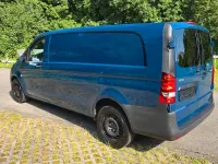 Gebraucht Mercedes Vito 163 PS (119 kW) 2023 Blau Van