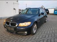 Gebraucht BMW 320 2009 Blau Kombi