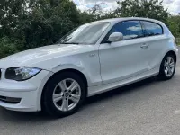 Gebraucht BMW 118 143 PS (105 kW) 2012 Weiß Kleinwagen