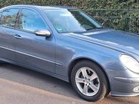 Gebraucht Mercedes E320 Avantgarde 224 PS (164 kW) 2002 Blau Limousine