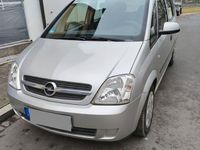 Gebraucht Opel Meriva 101 PS (74 kW) 2004 Silber Van / Kleinbus