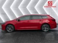 Gebraucht Toyota Corolla Basis 140 PS (102 kW) 2024 Rot Kombi