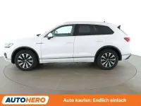 Gebraucht VW Touareg Elegance 231 PS (169 kW) 2020 Pure white SUV