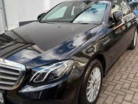 Gebraucht Mercedes E220 194 PS (142 kW) 2017 Schwarz Limousine