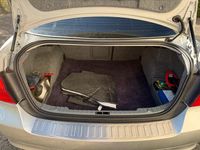 Gebraucht BMW 320 170 PS (125 kW) 2008 Silber Limousine