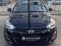 Gebraucht Hyundai i20 Edition 86 PS (63 kW) 2014 Schwarz Kleinwagen