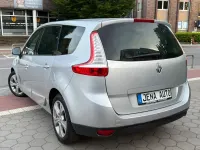 Gebraucht Renault Scénic III Dynamique 140 PS (102 kW) 2011 Silber Van / Kleinbus