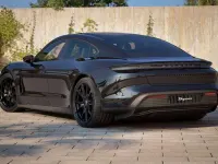 Gebraucht Porsche Taycan Chrono 319 kW (435 PS) 2025 Schwarz Limousine