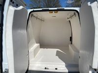 Usado Ford Transit 110 CV (80 kW) 2009 Blanco Familiar