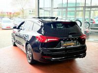 Gebraucht Ford Focus ST-Line X 125 PS (91 kW) 2021 Schwarz Kombi