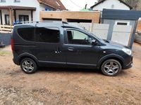 Gebraucht Dacia Dokker Celebration 90 PS (66 kW) 2018 Grau Van / Kleinbus