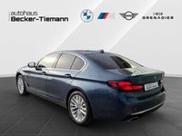 Gebraucht BMW 530e Efficient Dynamics 184 PS (135 kW) 2022 Arctic race blue Limousine