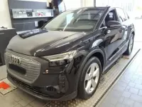 Gebraucht Audi e-tron 150 kW (204 PS) 2023 Mythosschwarz metallic (metallic) SUV