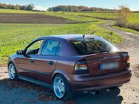 Gebraucht Opel Astra 84 PS (61 kW) 2001 Rot Limousine