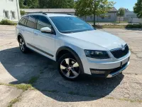 Gebraucht Skoda Octavia Scout Scout 4x4 184 PS (135 kW) 2014 Weiß Kombi